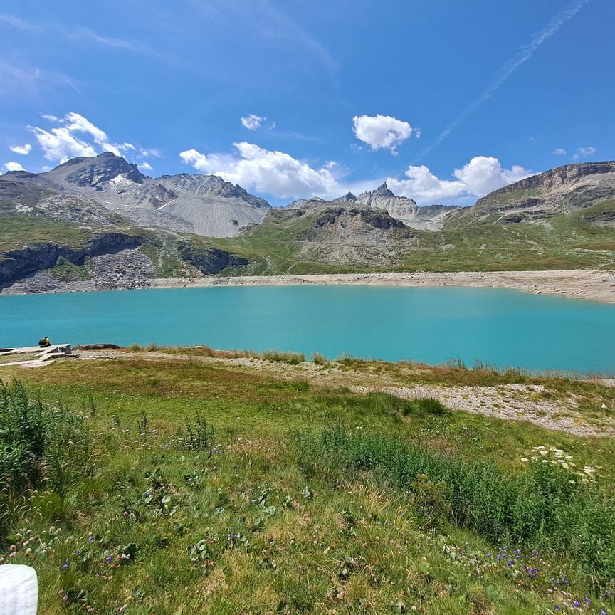 randonn-e-au-lac-de-la-sassi-re-depuis-tignes