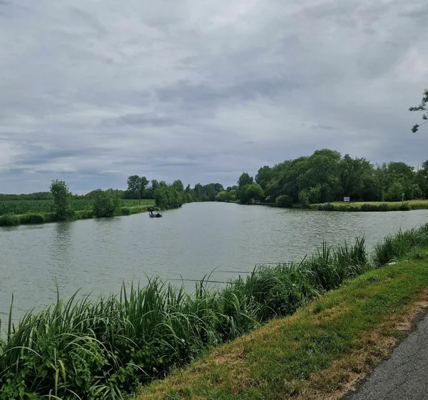 Balade dans le Marais Poitevin depuis Maillezais (avec détour point de vue)