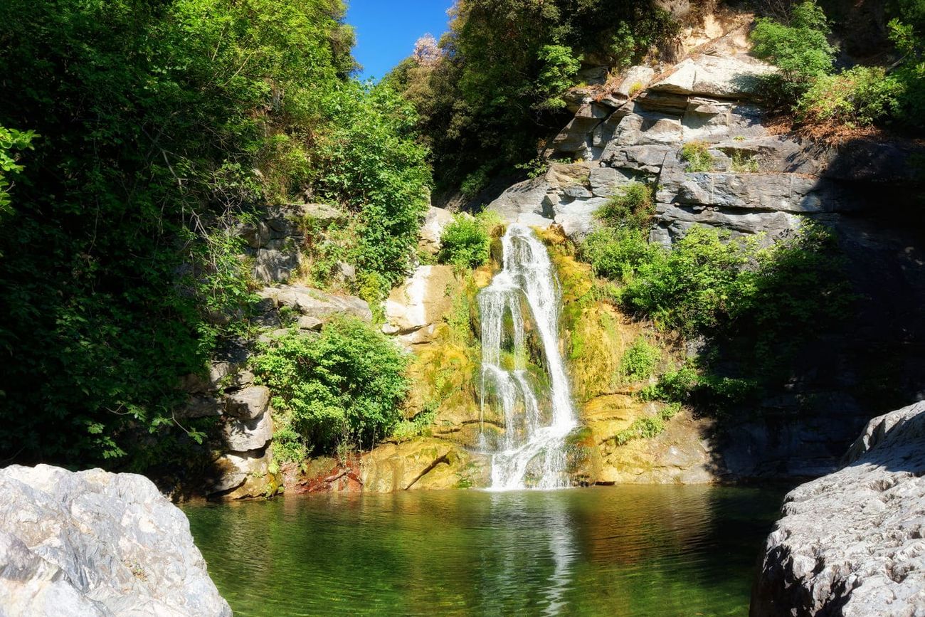Hun Cascade Cascade de l'Ucelluline : randonnée envoutante de Corse