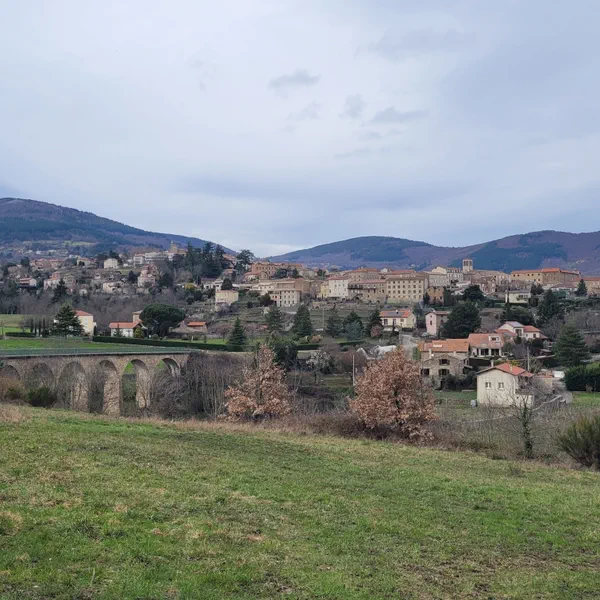 elussin- La lace des Croix à élussin