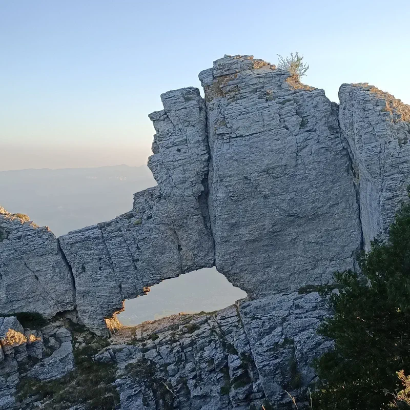 Crete Rocheux Randonnées Auvergne-Rhône-Alpes - Les plus beaux itinéraires