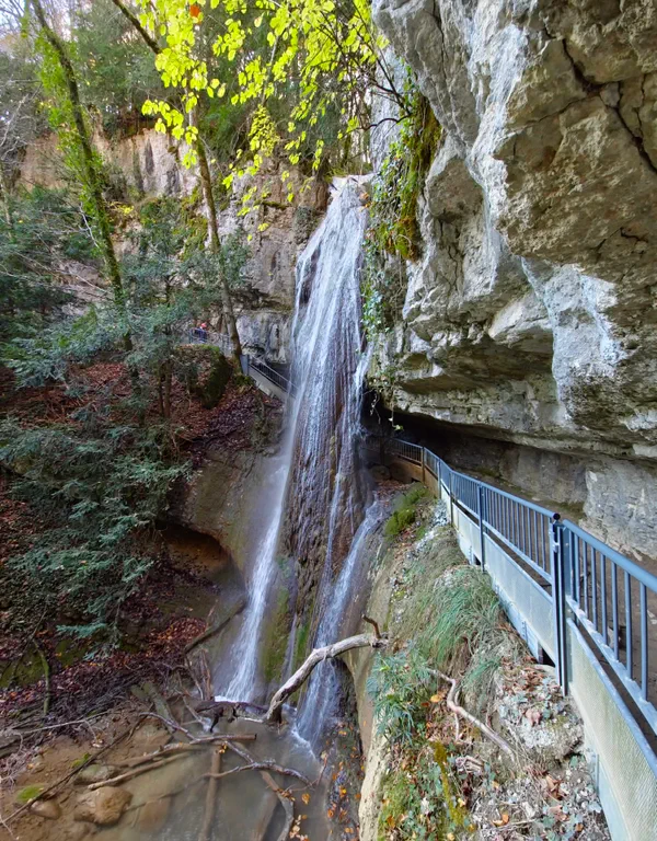 la-cascade-d-angon