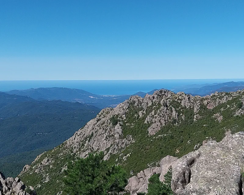 Ascension au monte Calva par les bergeries de Luviu