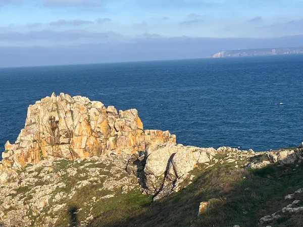 Falaises de Beuzec-Cap-Sizun et envoles sauvages Falaises de Beuzec-Cap-Sizun et envoles sauvages