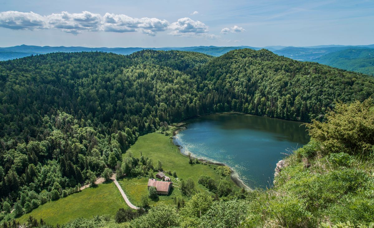 Virée au Lac d'Antre et tour de la Roche d'Antre
