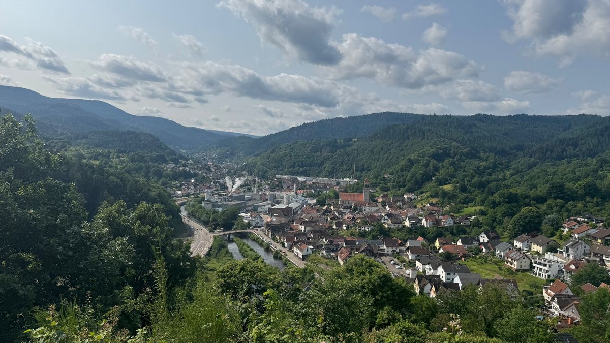 Outside Simbolo Sentiero delle leggende di Gernsbach