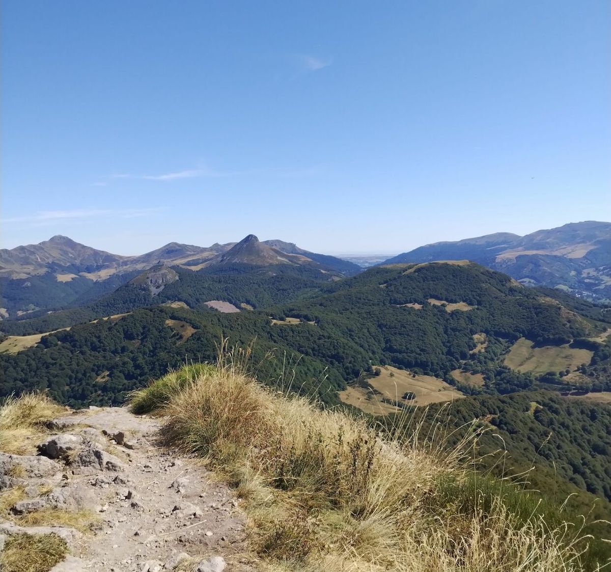 Pertus Ralefatane L'Elancèze au départ du col du Pertus