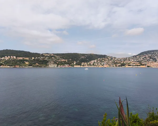 Cap Ferrat : être maître des lieux sur le chemin des douaniers